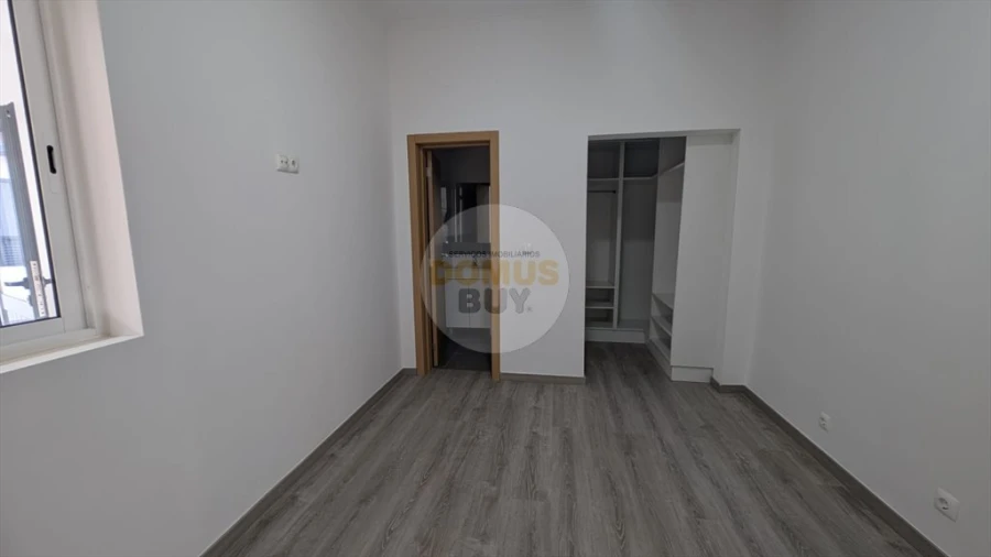 Moradia T3 para Venda em Baixa da Banheira e Vale da Amoreira Foto 9
