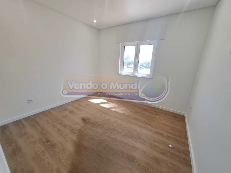Apartamento T3 para Venda em Coruche, Fajarda e Erra Foto 14
