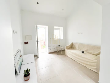 Moradia T1 para Venda em Santa Maria, São Pedro e Matacães