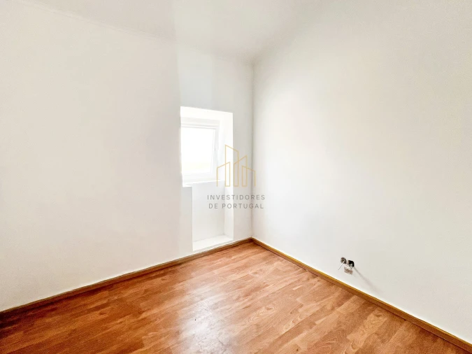 Moradia T1 para Venda em Santa Maria, São Pedro e Matacães Foto 7
