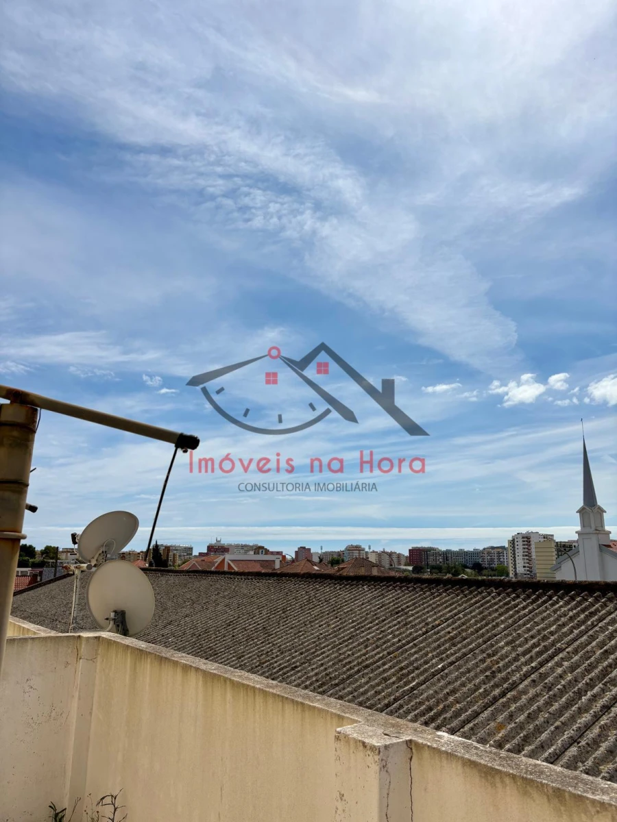 Apartamento T3 para Venda em União das Freguesias de Setúbal Foto 15