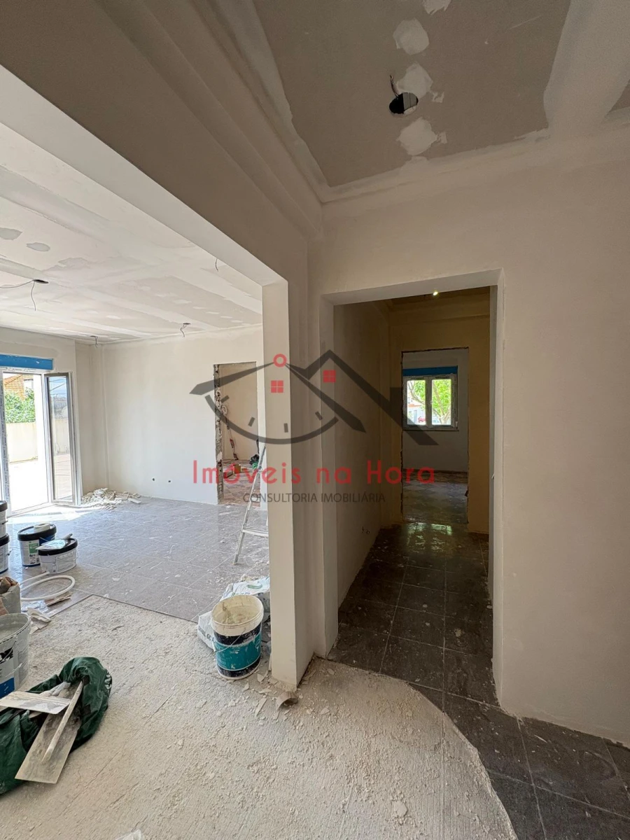 Apartamento T3 para Venda em União das Freguesias de Setúbal Foto 19