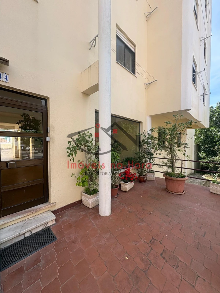 Apartamento T3 para Venda em União das Freguesias de Setúbal Foto 5