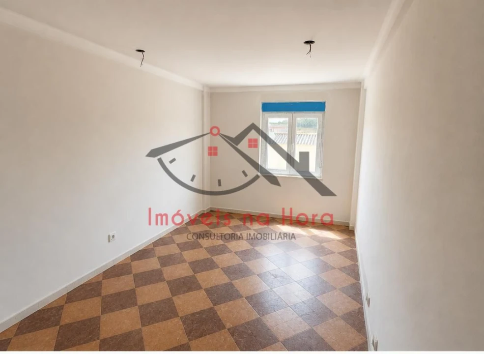 Apartamento T3 para Venda em União das Freguesias de Setúbal Foto 9