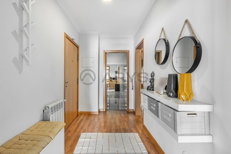 Apartamento T2 para Venda em Urgezes Foto 14