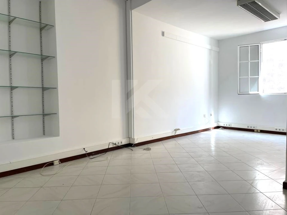 Escritório para Arrendamento em Funchal (Se) Foto 1
