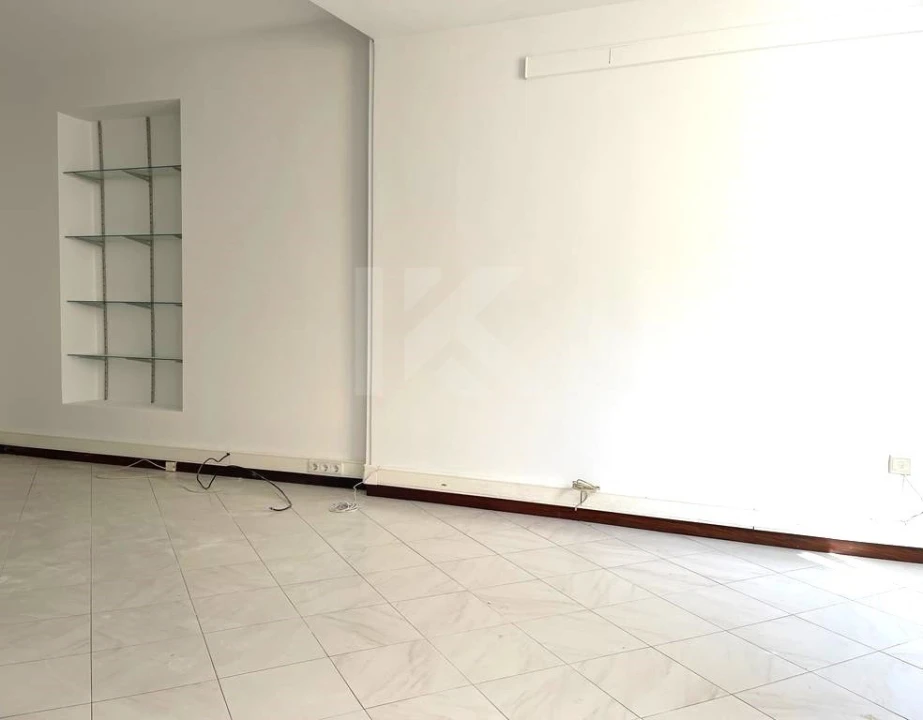 Escritório para Arrendamento em Funchal (Se) Foto 6