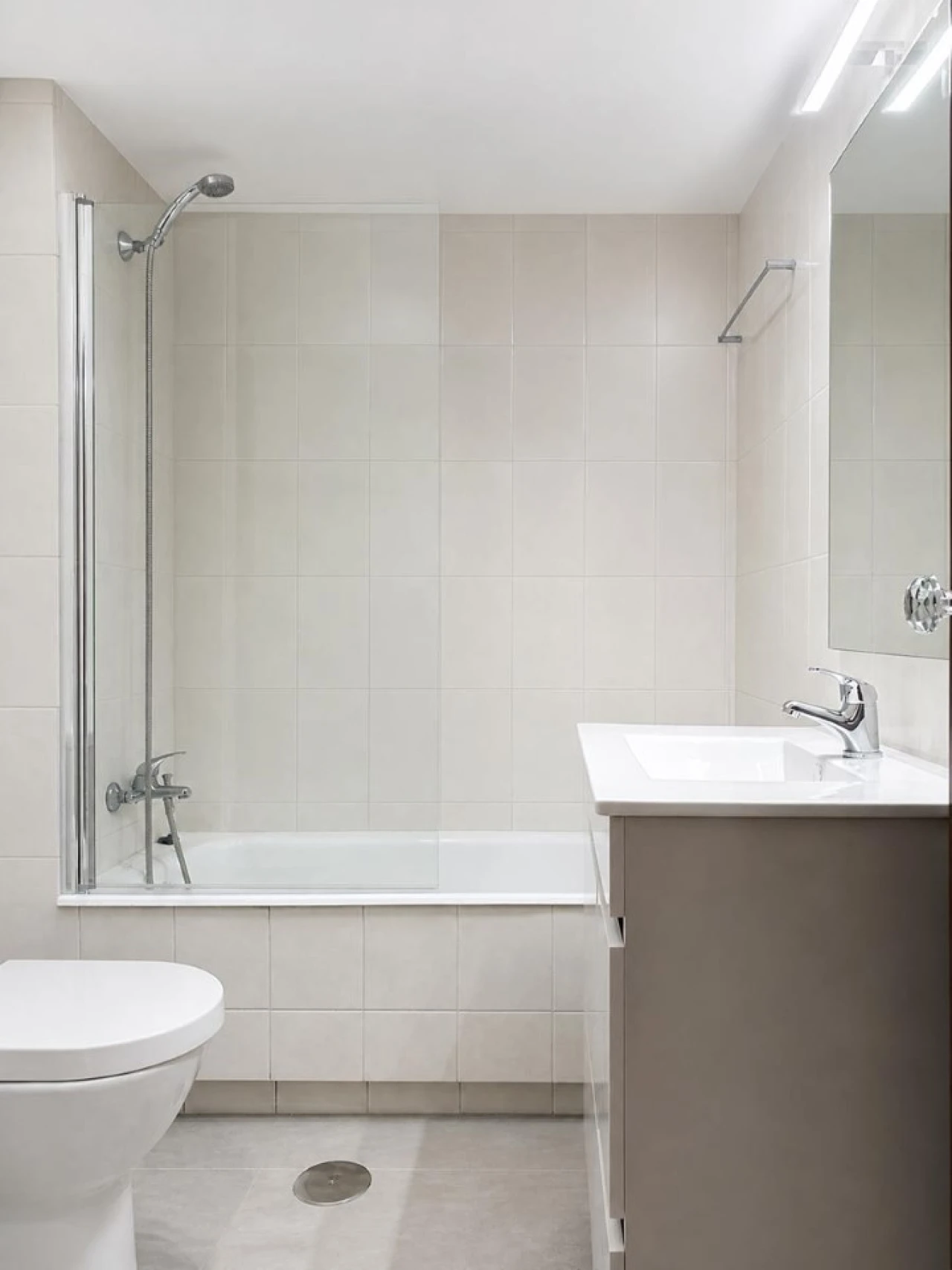 Apartamento T2 para Arrendamento em Glória e Vera Cruz Foto 13