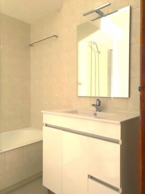 Apartamento T2 para Arrendamento em Glória e Vera Cruz