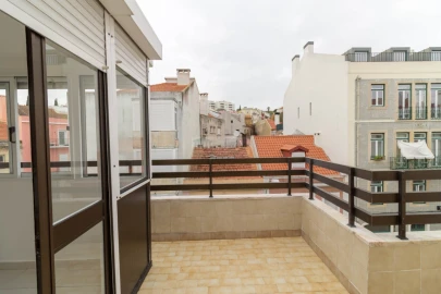 Apartamento T2 para Arrendamento em Algés, Linda-A-Velha e Cruz Quebrada-Dafundo