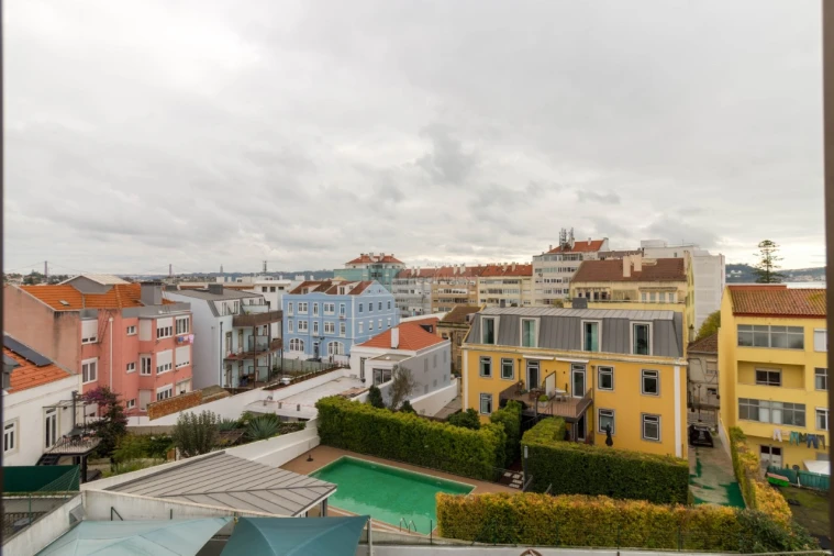 Apartamento T2 para Arrendamento em Algés, Linda-A-Velha e Cruz Quebrada-Dafundo Foto 12