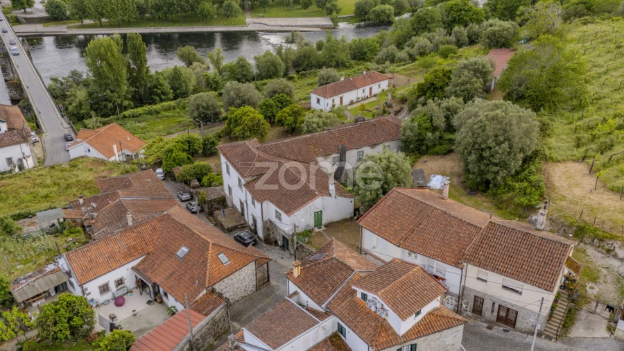 Quinta T16 para Venda em Paço
