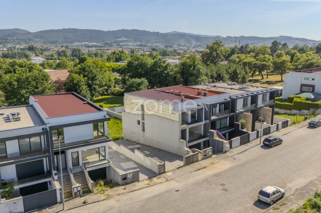 Moradia T4 para Venda em Merelim (São Paio), Panoias e Parada de Tibães Foto 27