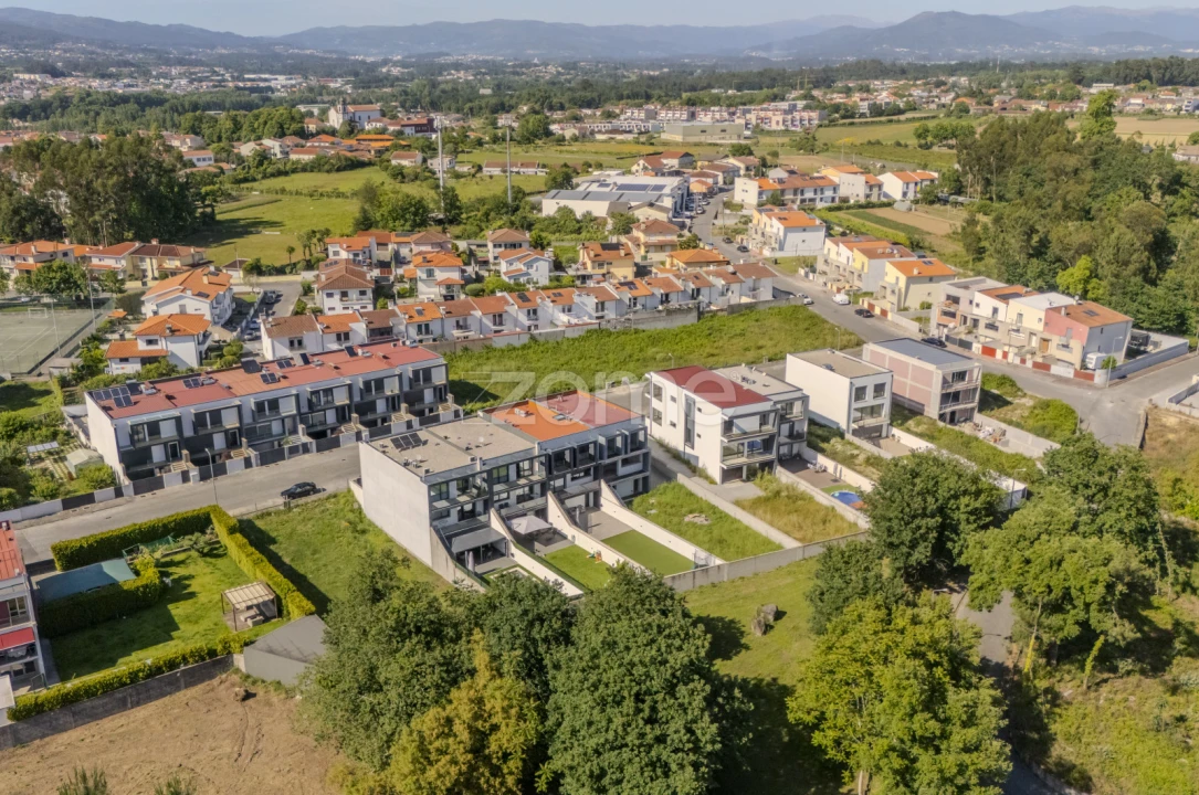 Moradia T4 para Venda em Merelim (São Paio), Panoias e Parada de Tibães Foto 7