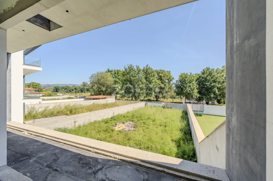 Moradia T4 para Venda em Merelim (São Paio), Panoias e Parada de Tibães Foto 20