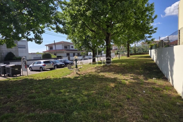 Moradia T3 para Venda em Merelim (São Paio), Panoias e Parada de Tibães Foto 6