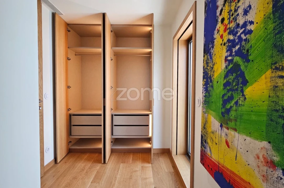 Apartamento T2 para Venda em Cedofeita, Santo Ildefonso, Sé, Miragaia, São Nicolau e Vitória Foto 17