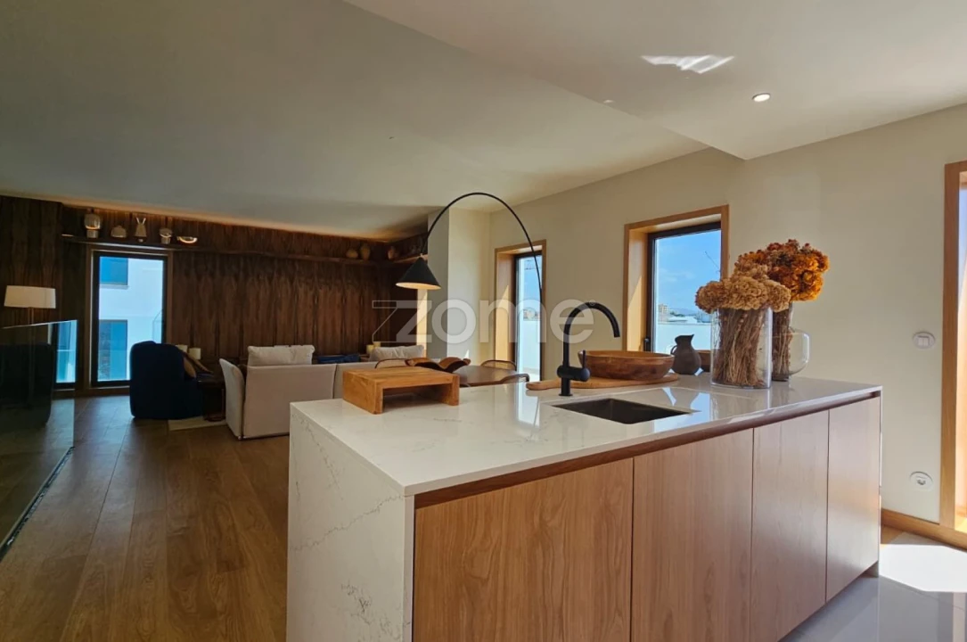 Apartamento T2 para Venda em Cedofeita, Santo Ildefonso, Sé, Miragaia, São Nicolau e Vitória Foto 4