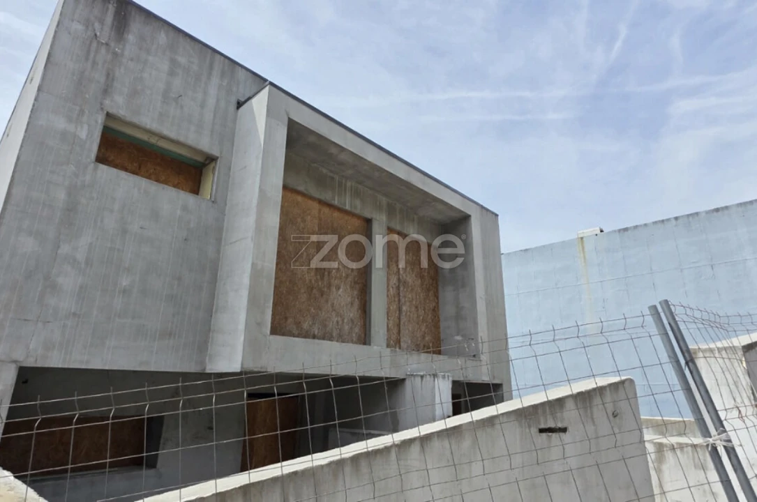Moradia T3 para Venda em Abade de Neiva Foto 1