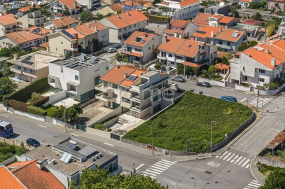 Moradia T5 para Venda em Canidelo