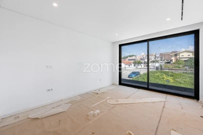 Moradia T5 para Venda em Canidelo