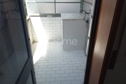 Apartamento T1 para Arrendamento em Santa Marinha e São Pedro da Afurada
