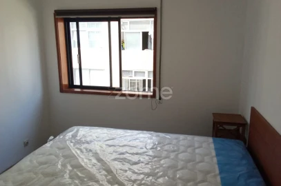Apartamento T1 para Arrendamento em Santa Marinha e São Pedro da Afurada