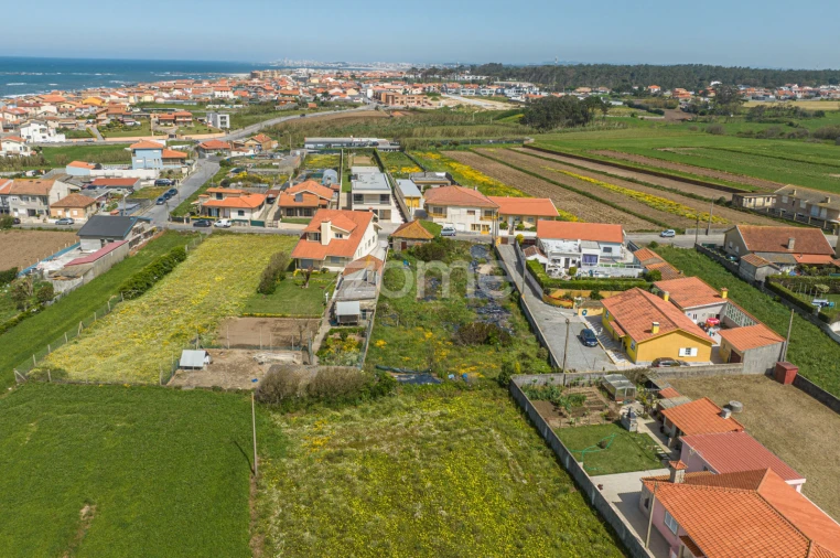 Terreno para Venda em Vila Chã Foto 15