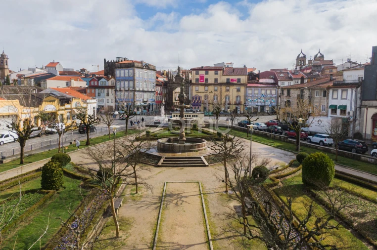 Apartamento T1 para Arrendamento em Braga (Maximinos, Sé e Cividade) Foto 15