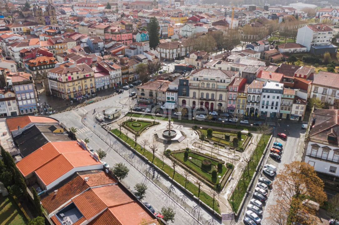 Apartamento T1 para Arrendamento em Braga (Maximinos, Sé e Cividade) Foto 17