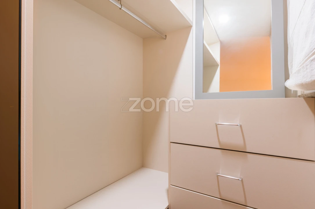Apartamento T1 para Arrendamento em Braga (Maximinos, Sé e Cividade) Foto 14