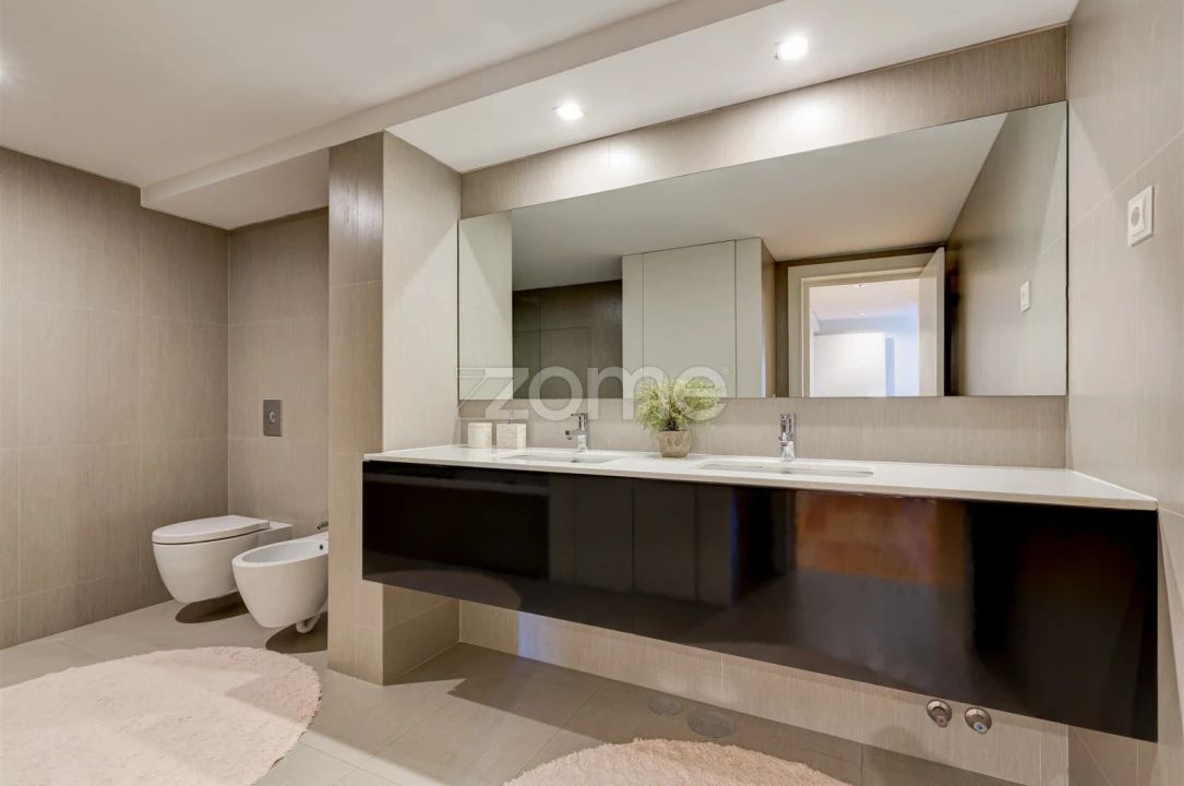 Apartamento T2 para Arrendamento em Santa Marinha e São Pedro da Afurada Foto 18