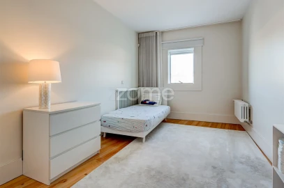 Apartamento T2 para Arrendamento em Santa Marinha e São Pedro da Afurada