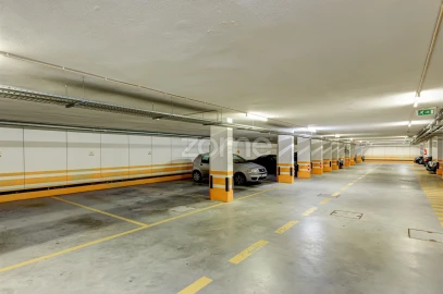Apartamento T2 para Arrendamento em Santa Marinha e São Pedro da Afurada