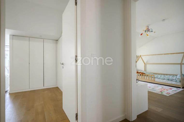 Apartamento T3 para Arrendamento em Santa Maria Maior Foto 15