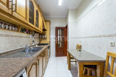Apartamento T3 para Venda em Rio de Mouro