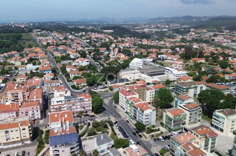 Apartamento T3 para Venda em Rio de Mouro Foto 23