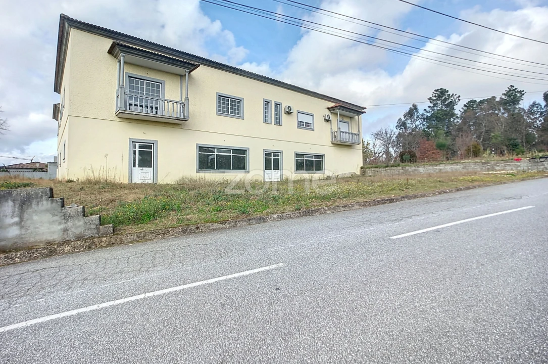 Terreno Comércio / Armazém para Venda em Fragosela Foto 3