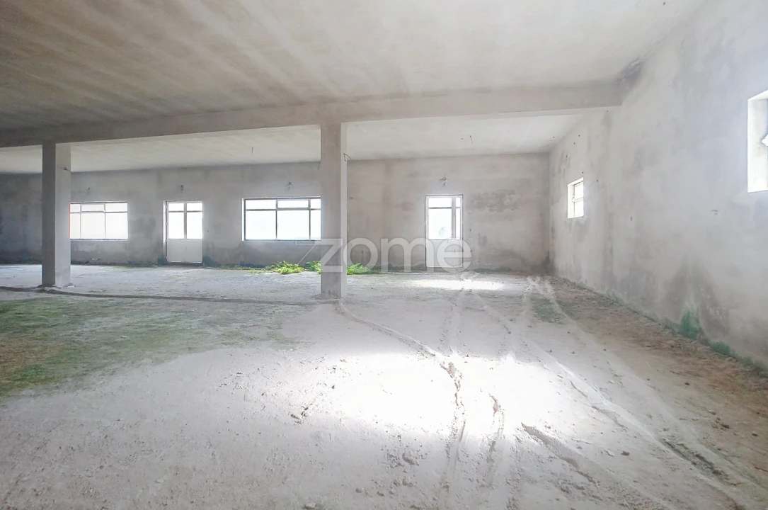 Terreno Comércio / Armazém para Venda em Fragosela Foto 11