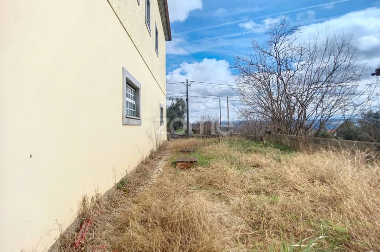 Terreno Comércio / Armazém para Venda em Fragosela Foto 4