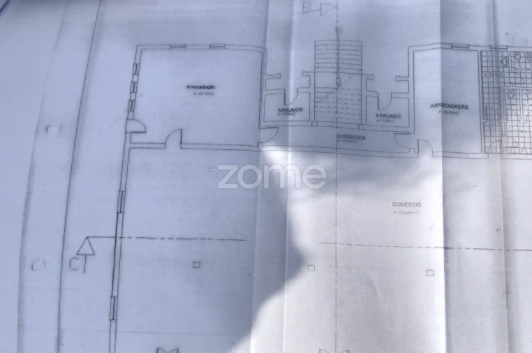 Terreno Comércio / Armazém para Venda em Fragosela Planta 1