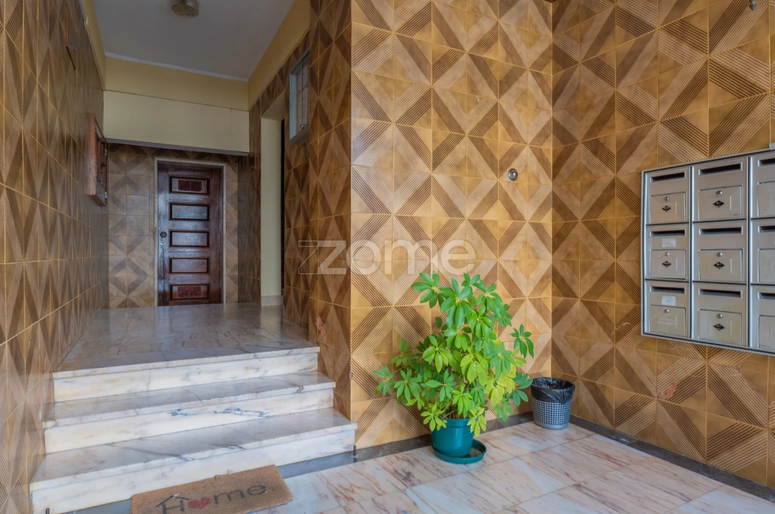 Apartamento T3 para Venda em Rio de Mouro Foto 5