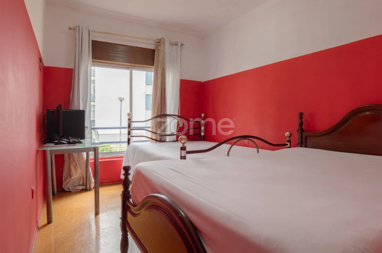 Apartamento T3 para Venda em Rio de Mouro Foto 13