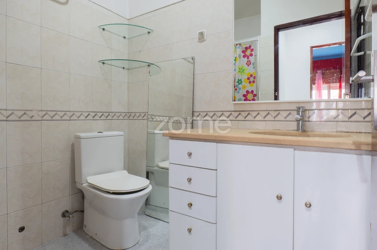 Apartamento T3 para Venda em Rio de Mouro Foto 15