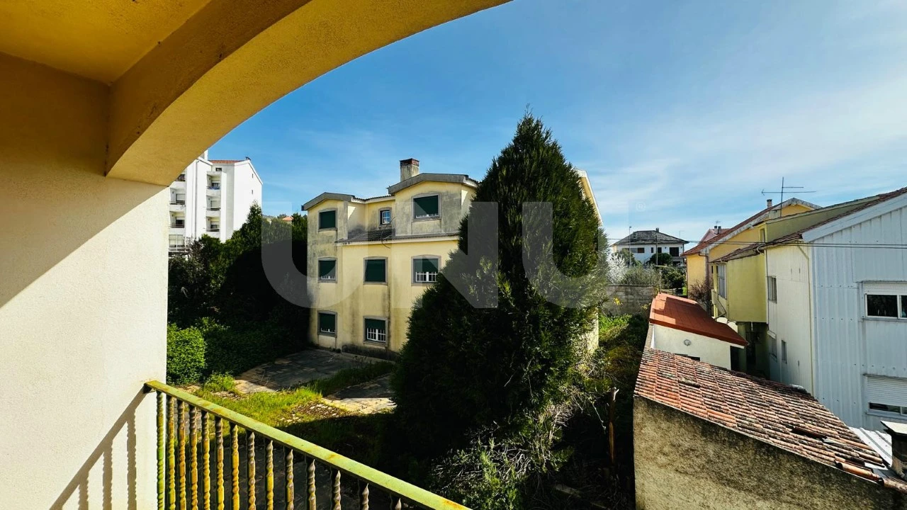 Apartamento para Venda em Tortosendo Foto 4