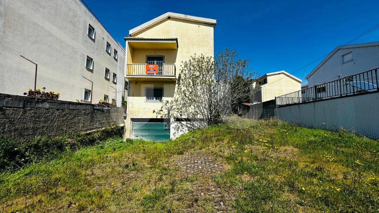 Apartamento para Venda em Tortosendo Foto 19