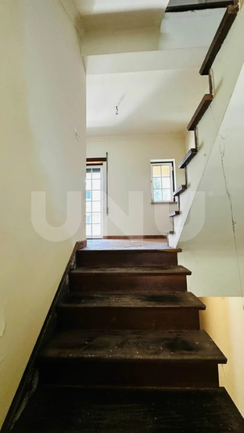 Apartamento para Venda em Tortosendo