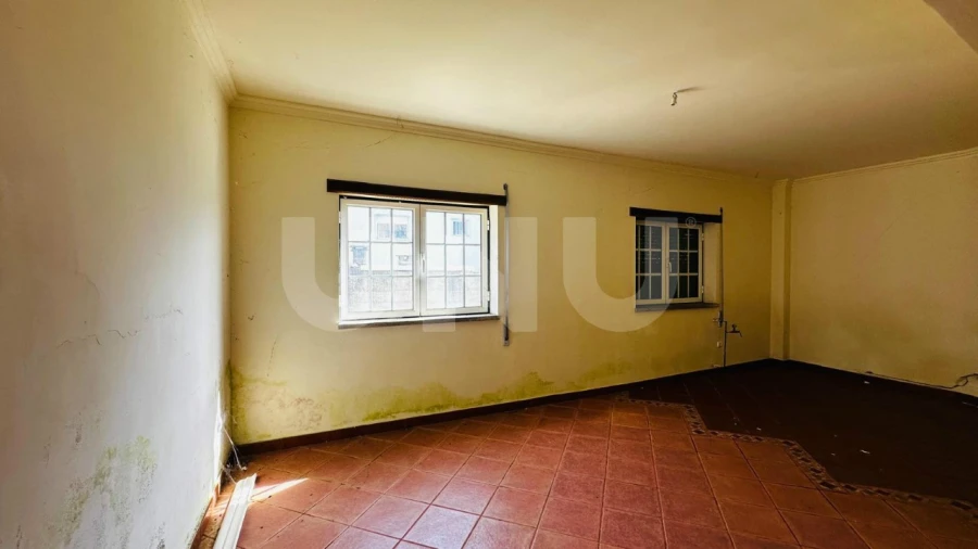 Apartamento para Venda em Tortosendo Foto 10