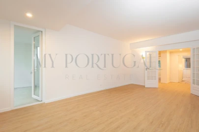 Apartamento T4 para Venda em Algés, Linda-A-Velha e Cruz Quebrada-Dafundo
