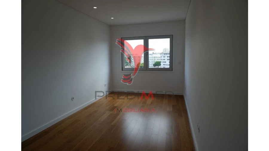 Apartamento para Venda em Cedofeita, Santo Ildefonso, Sé, Miragaia, São Nicolau e Vitória Foto 8